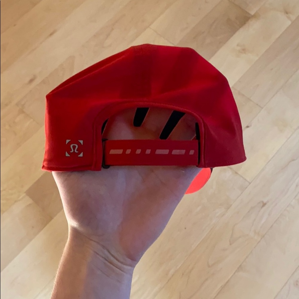 Lululemon hat